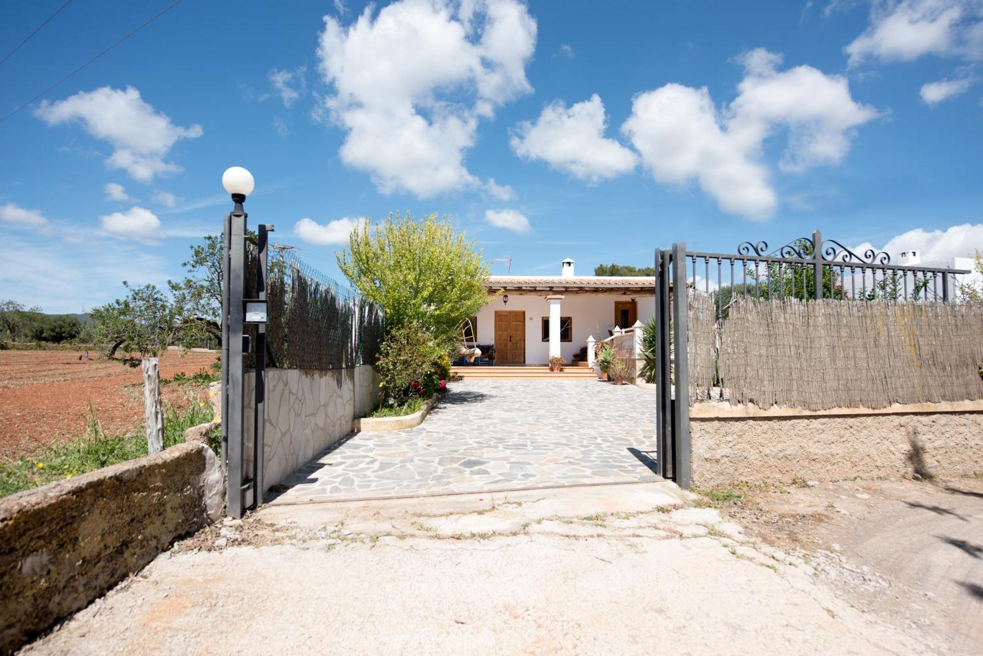 Authentieke Finca, Nabij Het Strand En Restaurants Βίλα Santa Eulària des Riu Εξωτερικό φωτογραφία